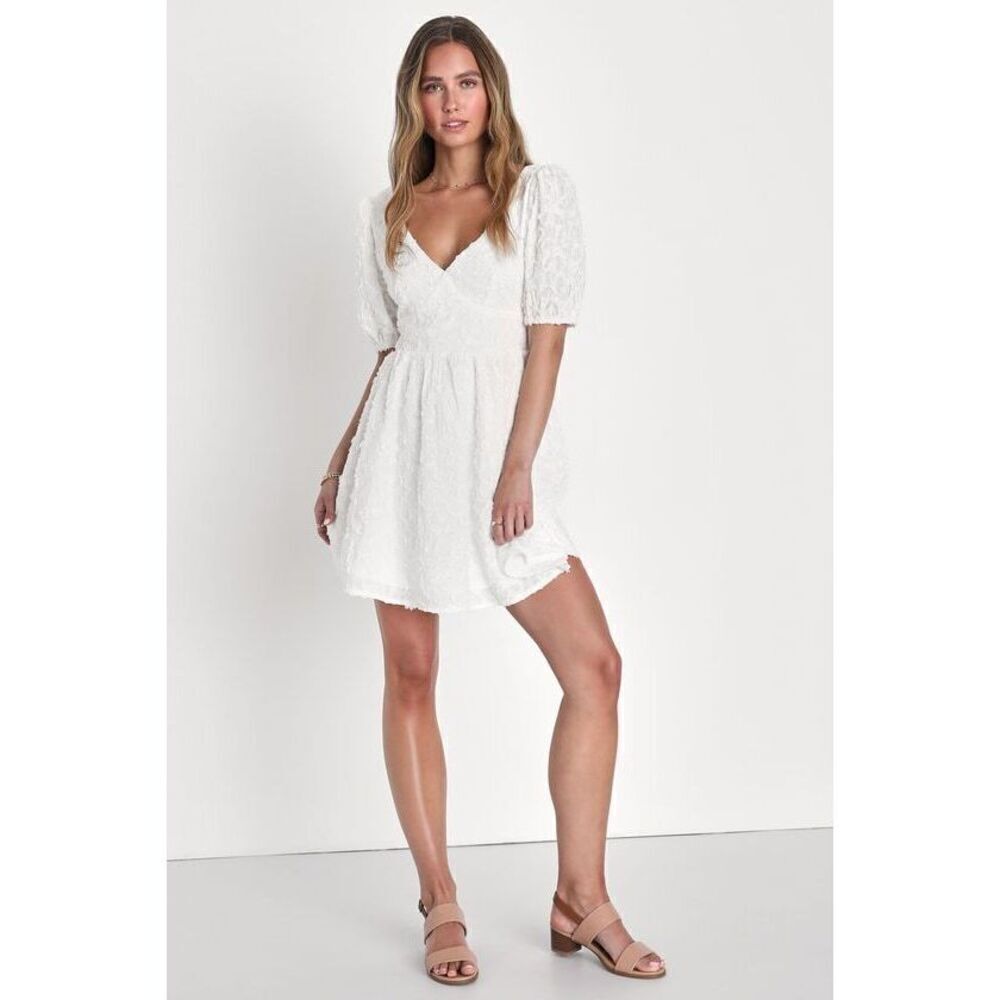 Lulus Short Sleeve Adorable Arrival White Backless Floral Applique Mini Dress